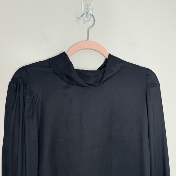 NWT Boss Ivinta Black Long Sleeve Blouse Size 4 - Picture 4 of 11